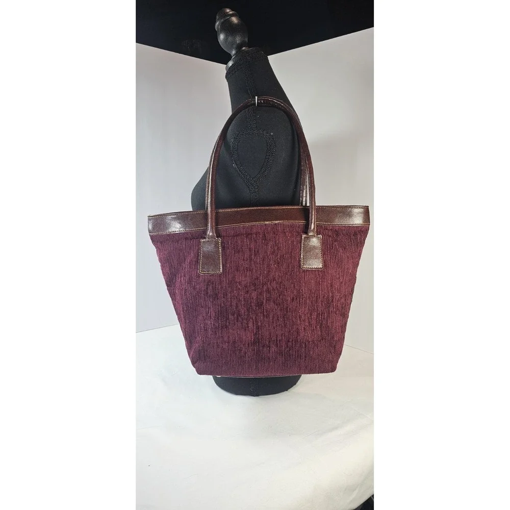Burgundy Tapestry Tote Bag Brown Faux Leather Trim‎ Handles Zip Top Lined Purse